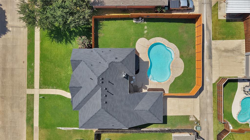 1225 Donegal Lane