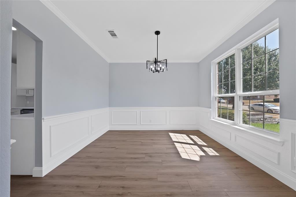 1225 Donegal Lane