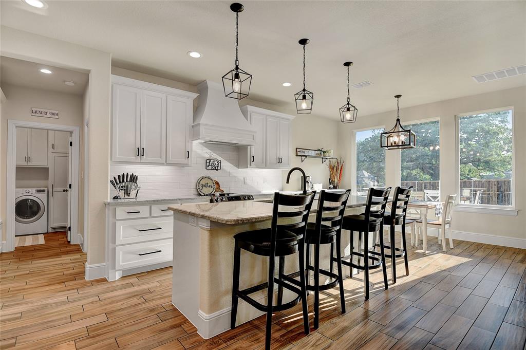 168 Lakeview Circle