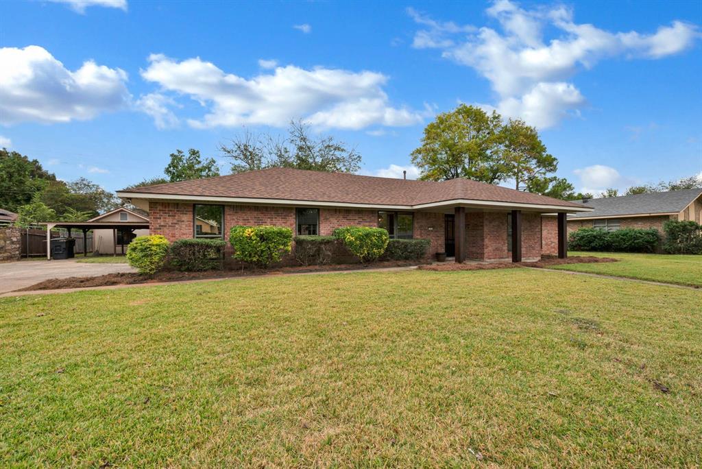 310 Lancashire Drive