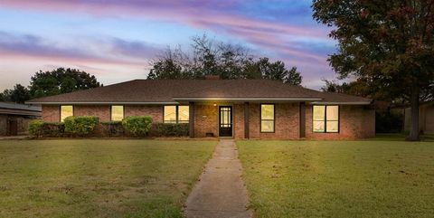 310 Lancashire Drive Bossier City LA 71111