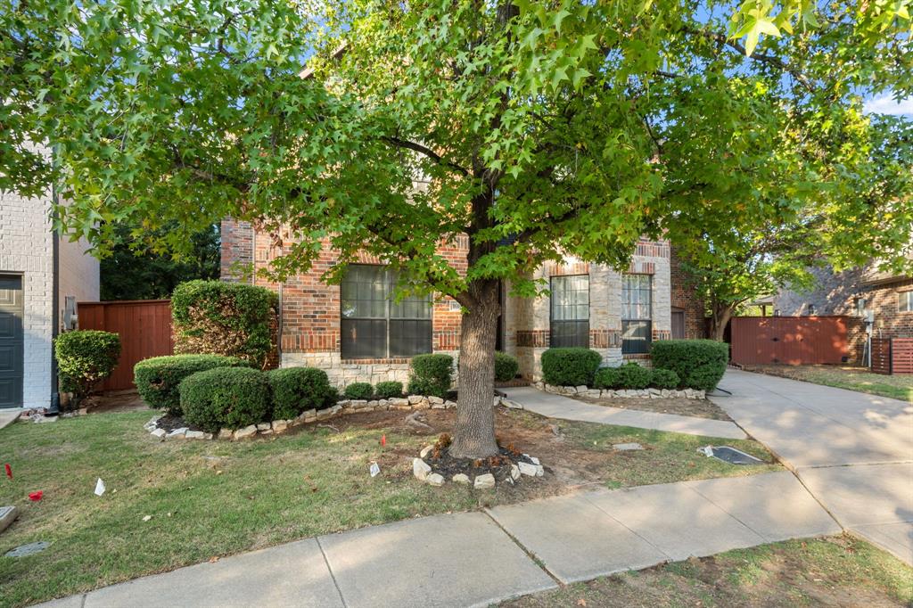 1081 Leisure Lane