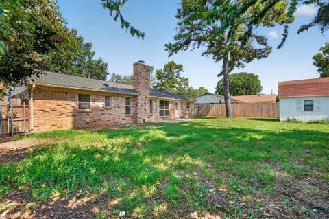 Tiny photo for 412 Apple Blossom Lane, Hurst, TX 76053 (MLS # 21340029)