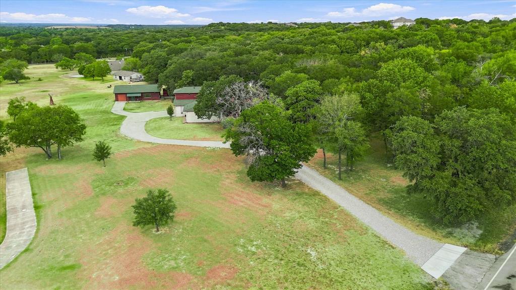 4025 Lake Oaks Circle