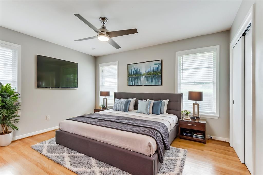 Hampton Plaza - Residential