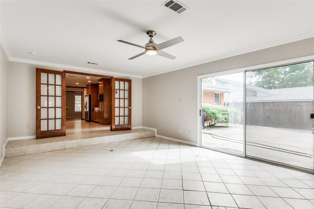 Hampton Plaza - Residential