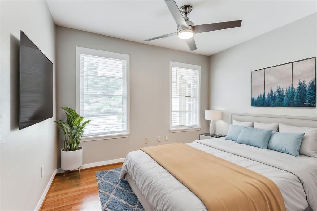 Hampton Plaza - Residential