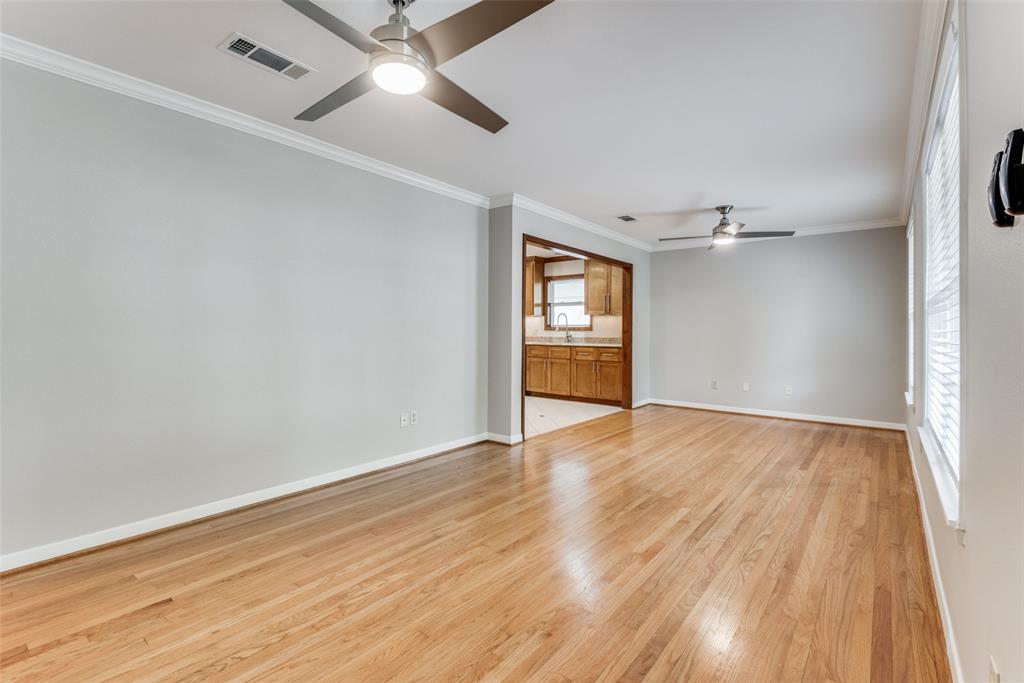 Hampton Plaza - Residential