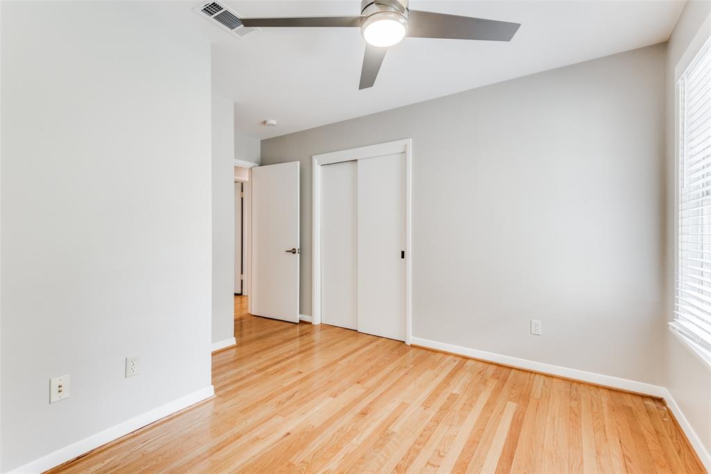 Hampton Plaza - Residential