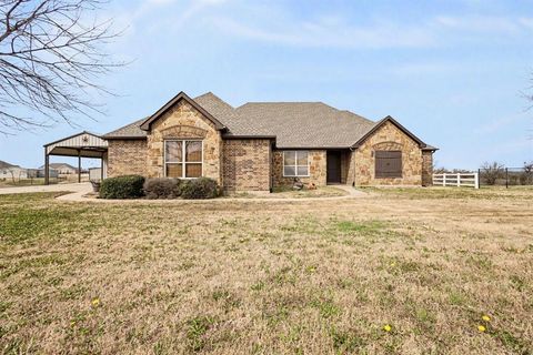 532 Hubbard Circle Nevada TX 75173