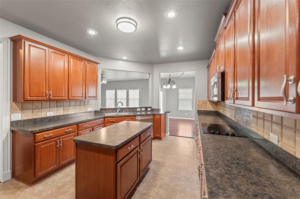 Fossil Park Estates - Residential Lease