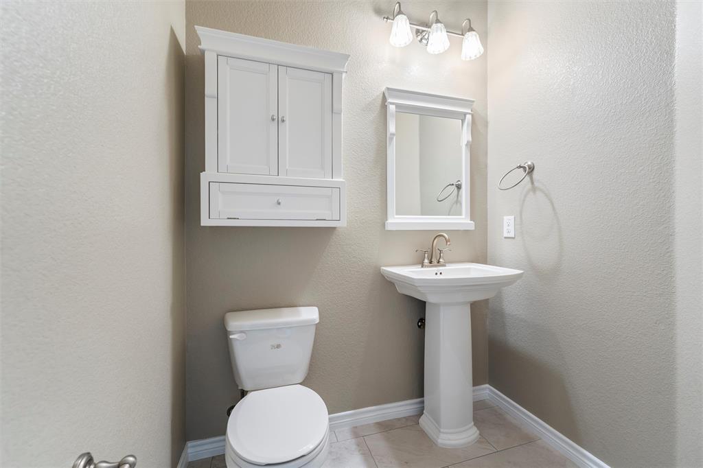 Fossil Park Estates - Residential Lease