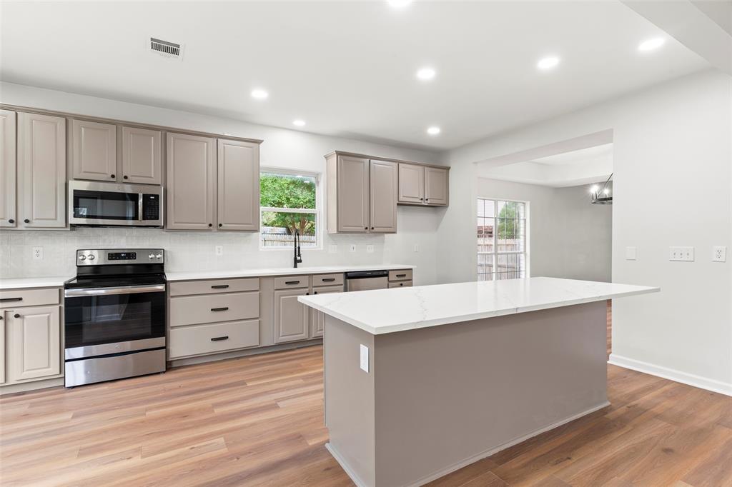 5423 Bryce Canyon Court