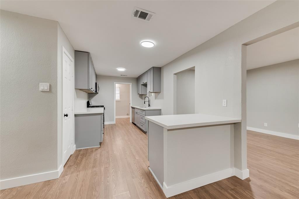 802 E Vista Drive