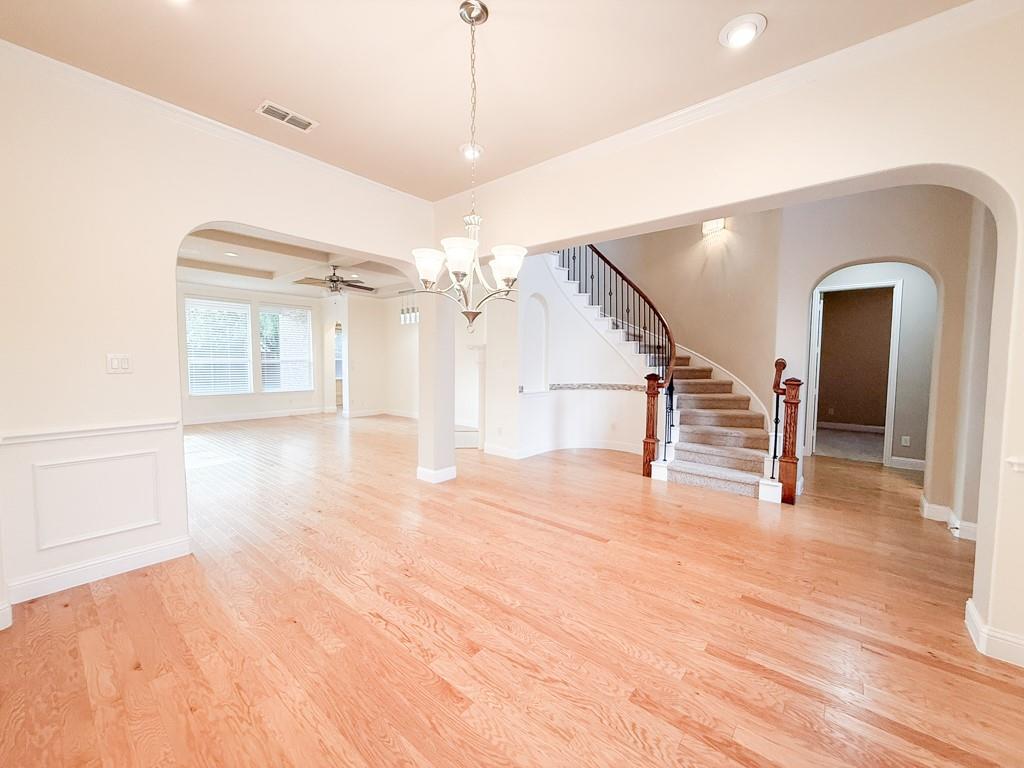 7048 Fullerton Circle