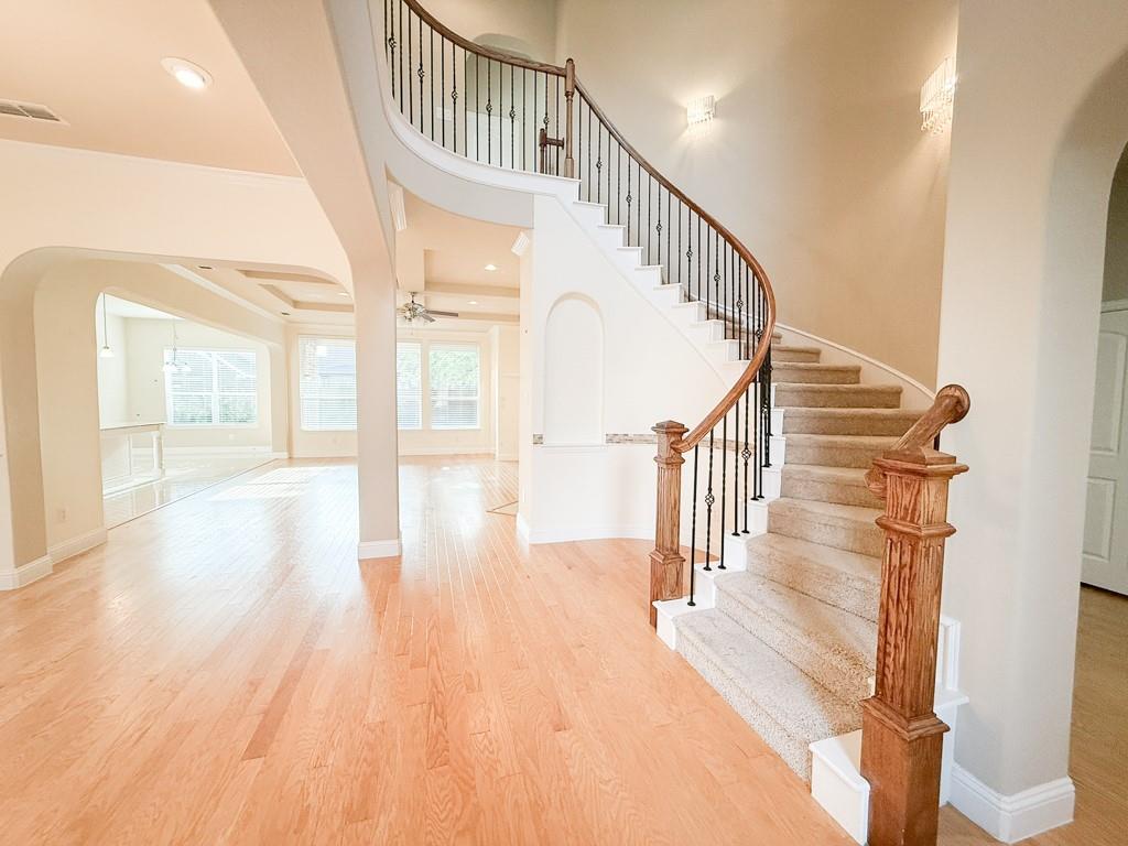 7048 Fullerton Circle