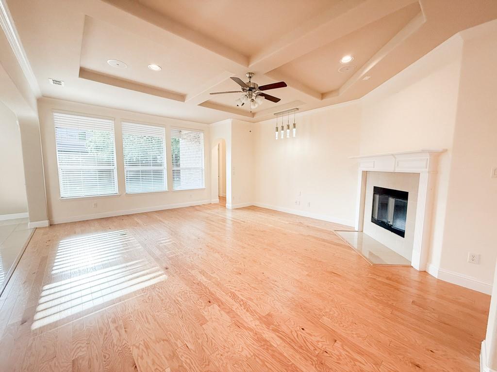 7048 Fullerton Circle