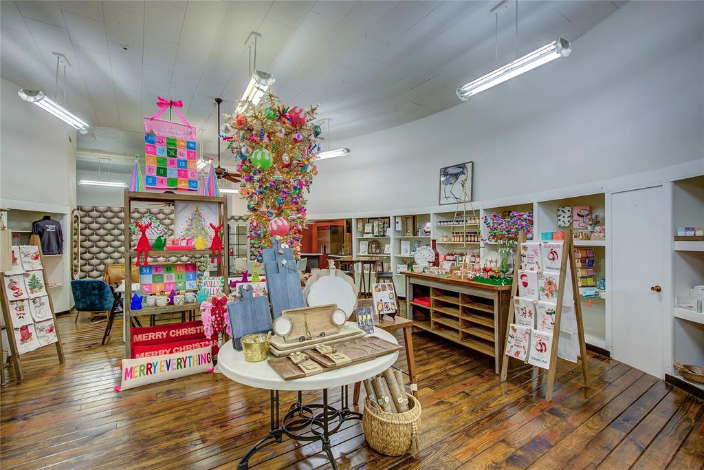 none - Commercial Sale