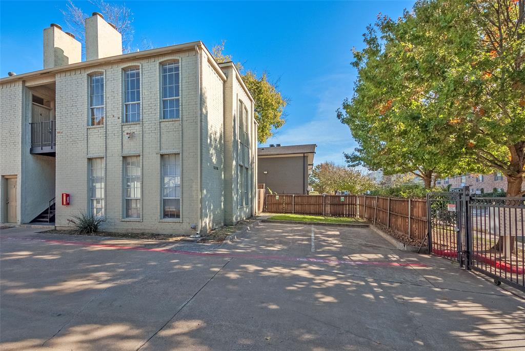 Fitzhugh Condos - Residential