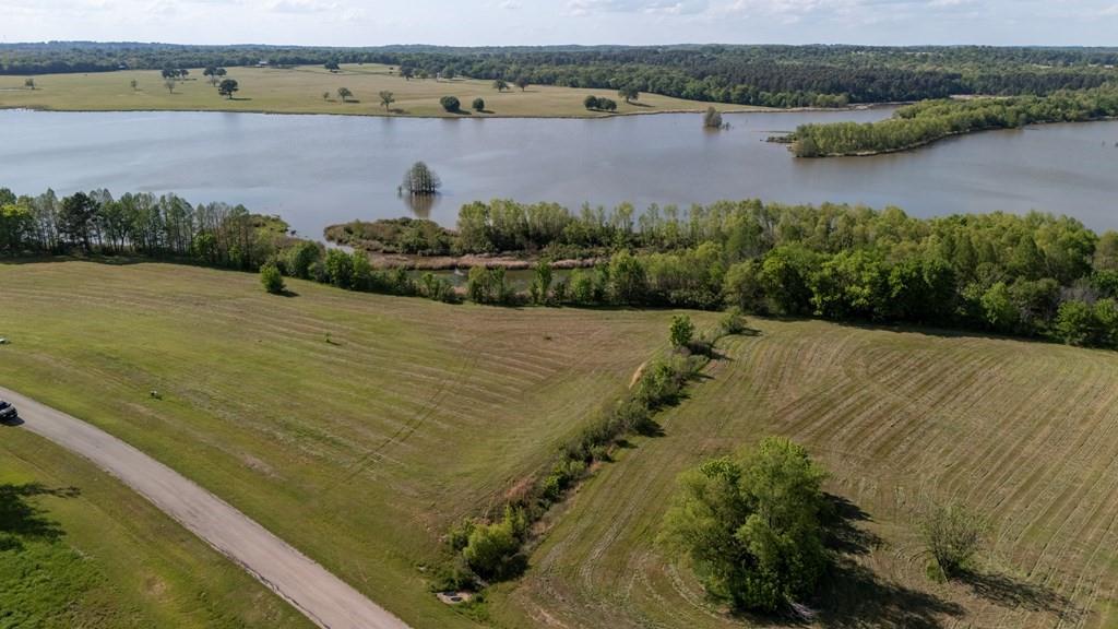 7628 Shore Crest Way