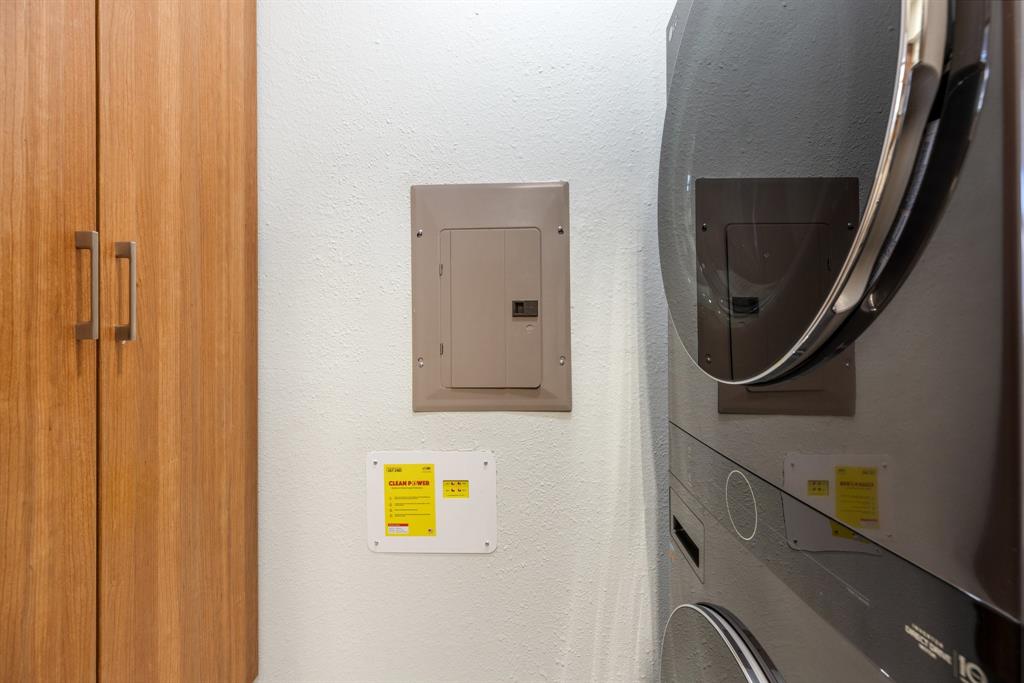 Townbluff Condo - Residential