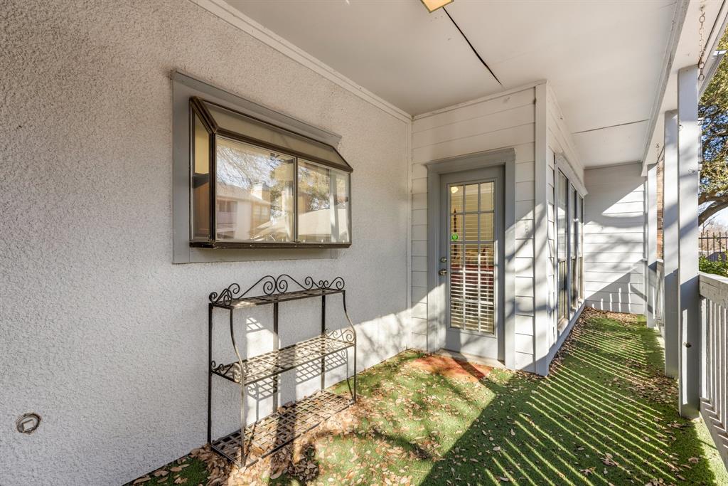 Townbluff Condo - Residential