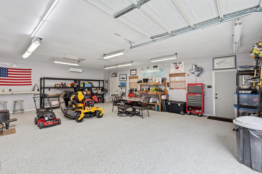 Shadow Wood Estates - Residential