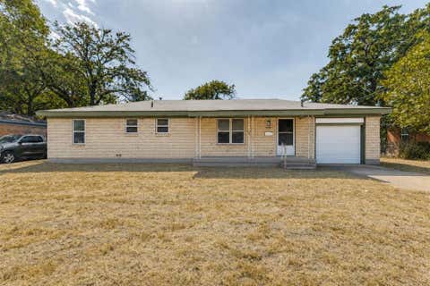 Photo of 3021 Edith Lane, Haltom City, TX 76117 (MLS # 21356646)