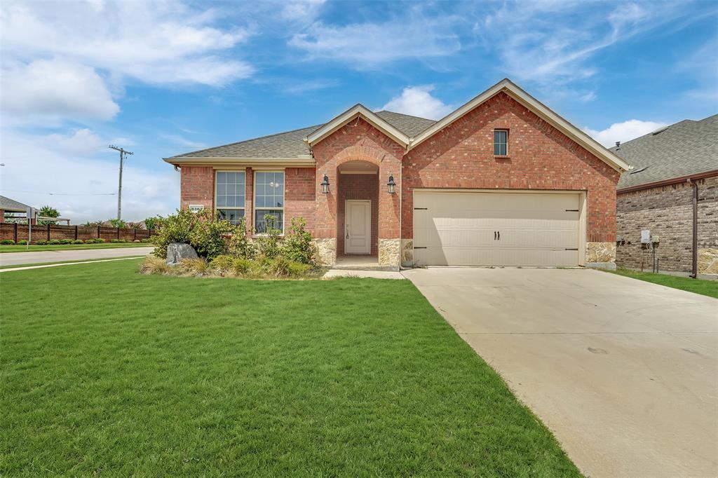 Photo of 3303 Brady Starr Drive, Aubrey, TX 76227 (MLS # 21392108)