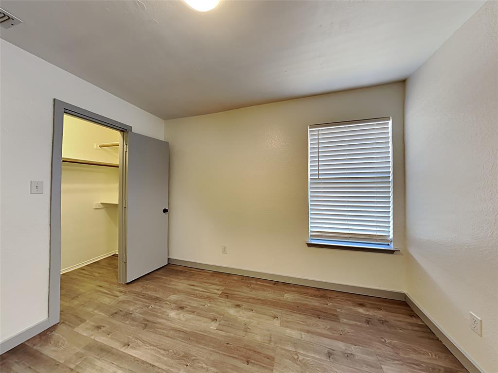 Hillside Oaks Ph 05 01 - Residential Lease