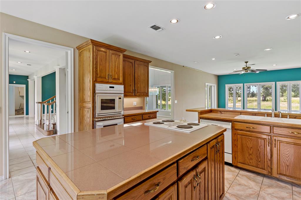 A1001 J W WILLIAMS SUr - Residential