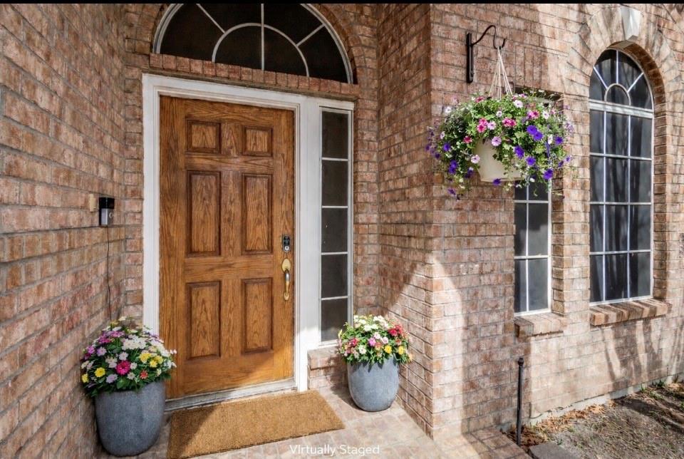 1204 Stonehedge Place