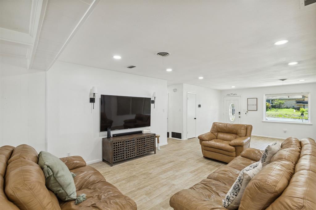 Hurst Park North Add - Residential Lease