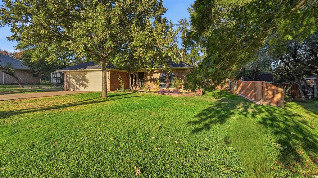 1903 W Spanish Oak Drive