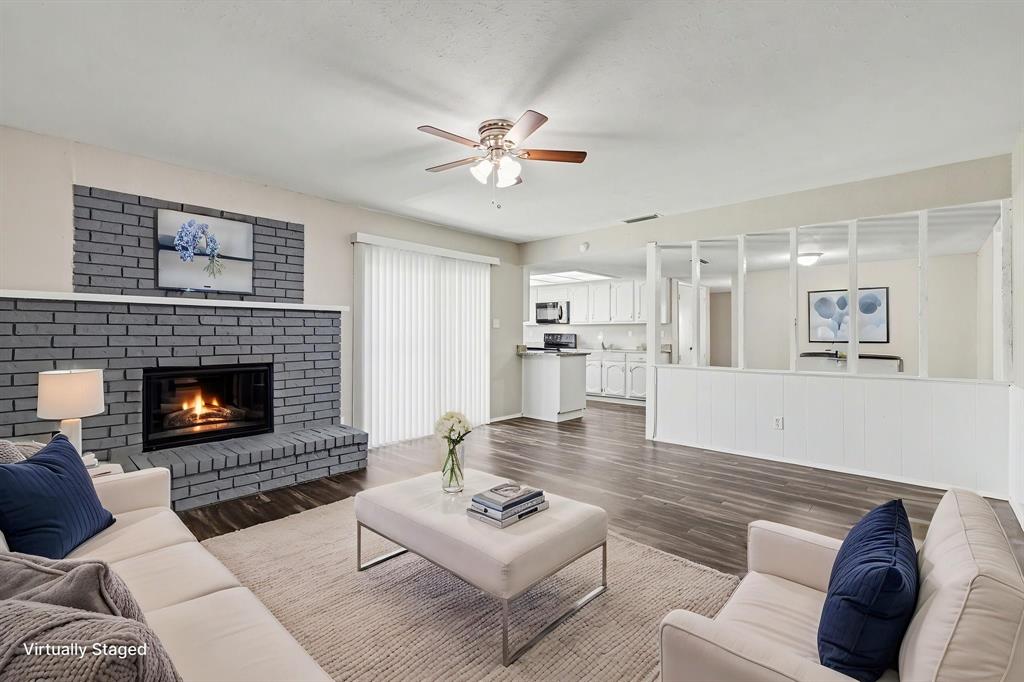 2312 Chinaberry Drive