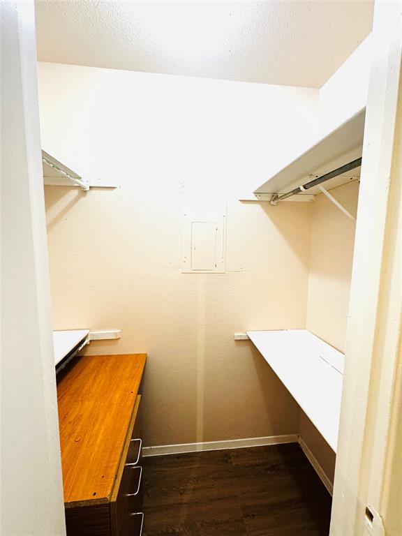 Lofts Condo - Residential