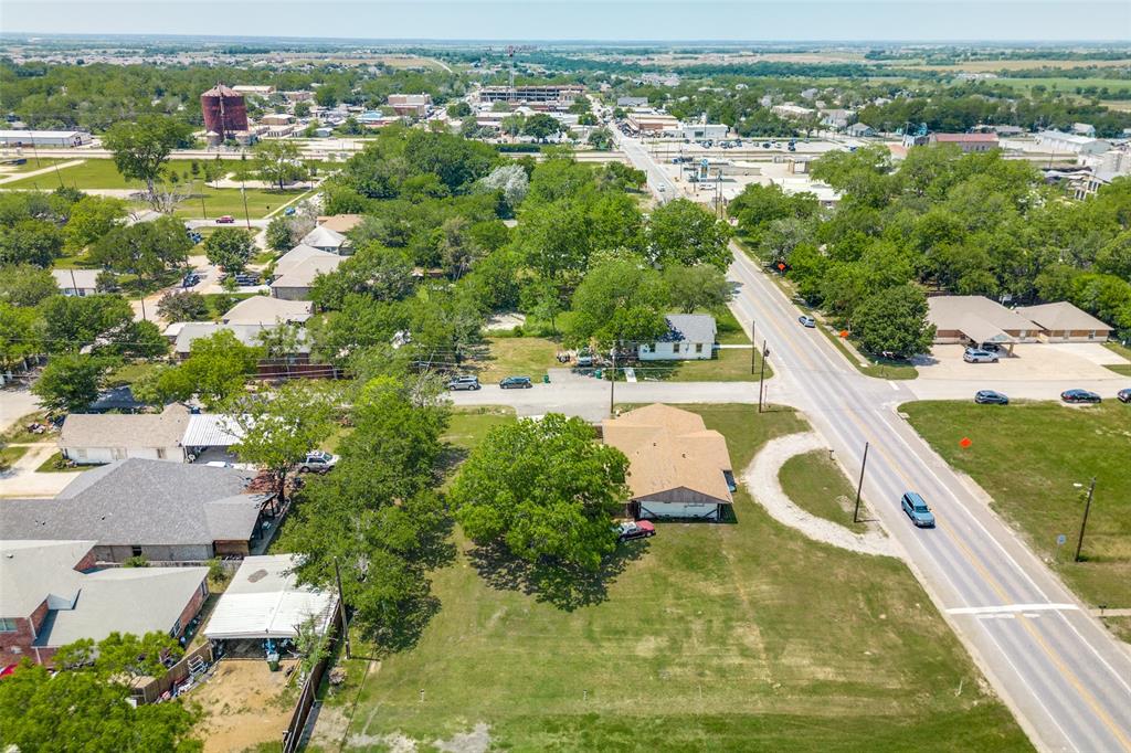 403 E Pecan Street