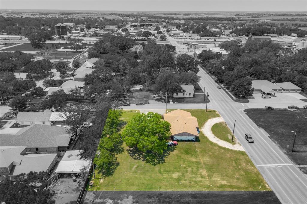 403 E Pecan Street