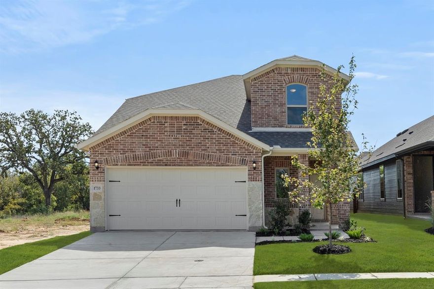 MLS# 21038937 - Built by Impression Homes - Ready Now! ~ The Willow is a great two-story plan with a large covered front porch. You will have a large flex space with a walk-in closet and a powder room off of the family room. The California kitchen is open to the dining nook and has a nice walk-in pantry. The private owner’s suite has dual vanity sinks, walk-in closet, large linen closet, and walk-in shower. All secondary bedrooms are upstairs with a bathroom and spacious game room. This home also offers extra storage space throughout!