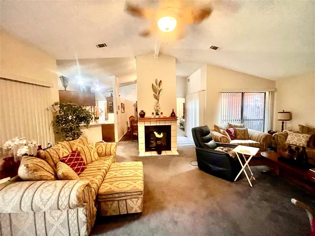 1116 Sandalwood Lane