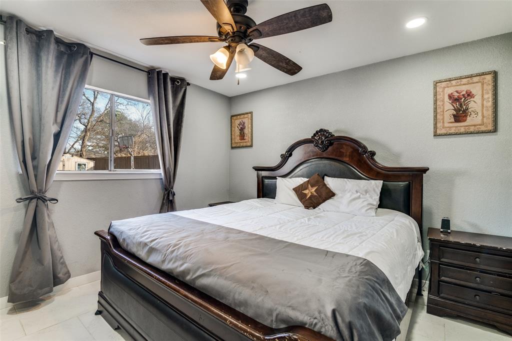 Pleasant Oaks - Residential