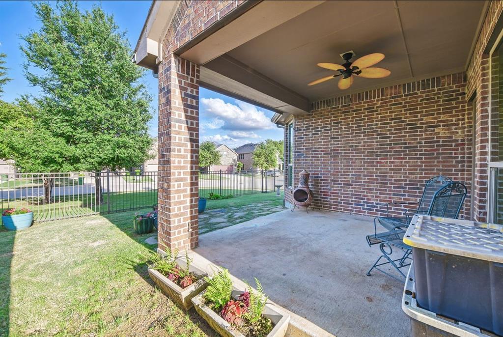 Lantana, Texas 76226, United States, 3 Bedrooms Bedrooms, ,4 BathroomsBathrooms,Residential,Pending,125295