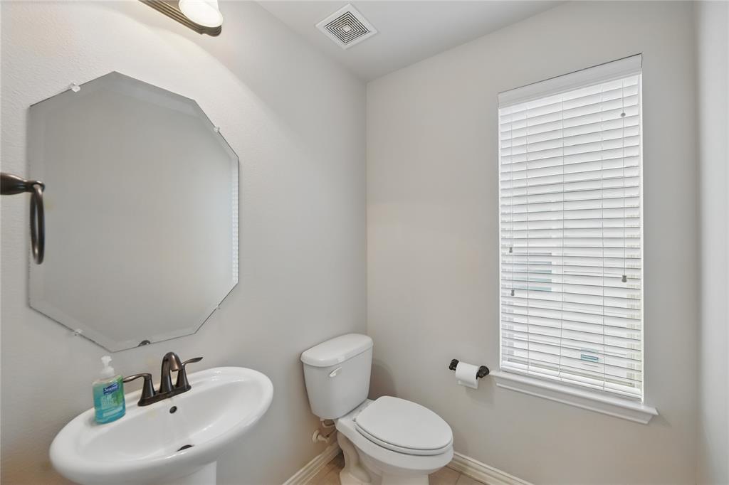 Lantana, Texas 76226, United States, 3 Bedrooms Bedrooms, ,4 BathroomsBathrooms,Residential,Pending,125295