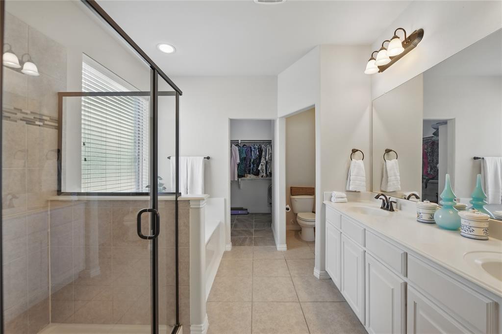 Lantana, Texas 76226, United States, 3 Bedrooms Bedrooms, ,4 BathroomsBathrooms,Residential,Pending,125295