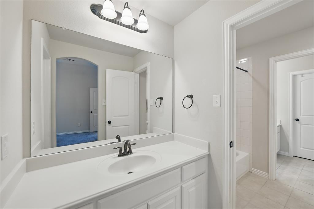 Lantana, Texas 76226, United States, 3 Bedrooms Bedrooms, ,4 BathroomsBathrooms,Residential,Pending,125295