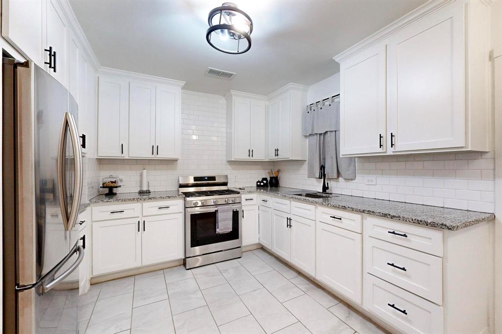 BRONX PARK ANNEX - Residential