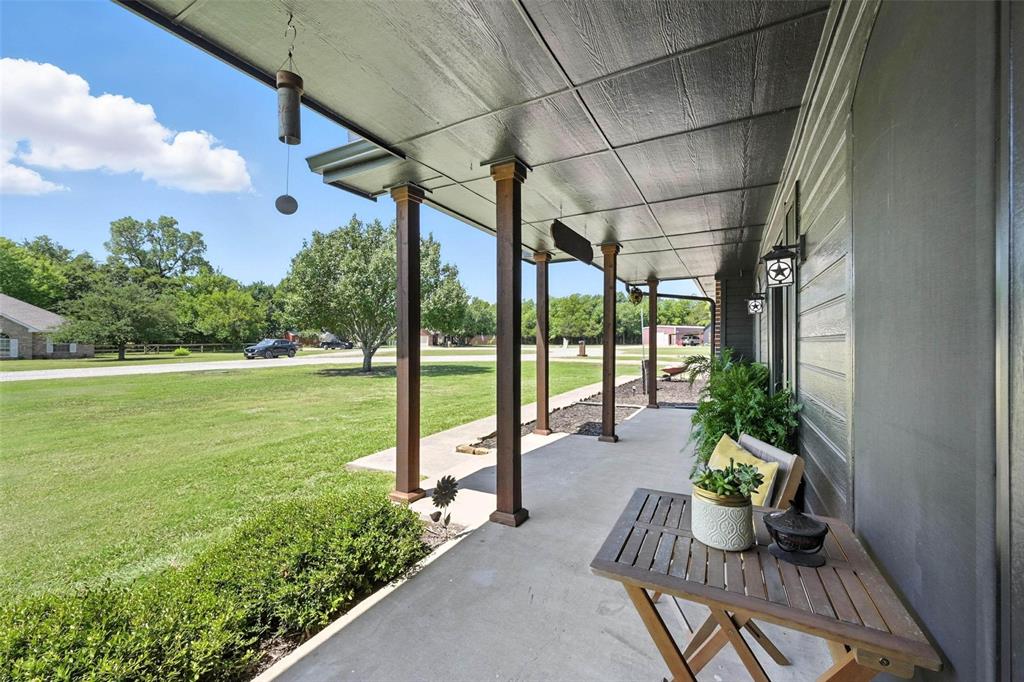 302 County Road 4443