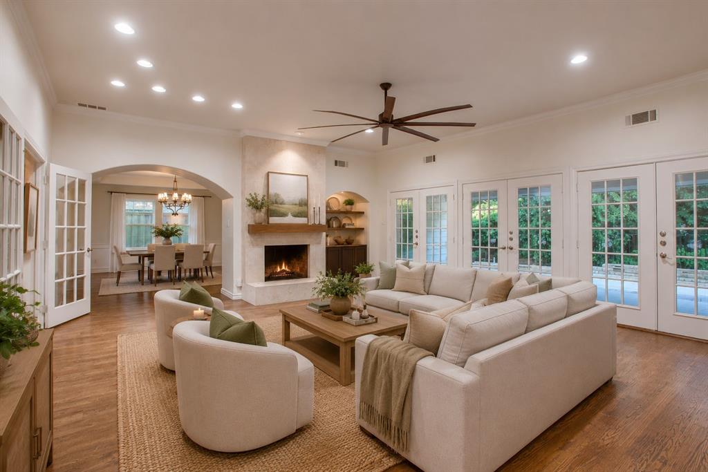 18512 Crownover Court