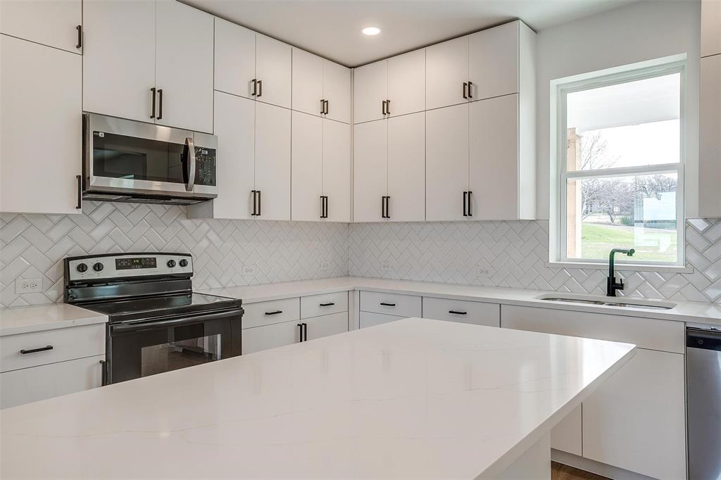 Runaway Bay - Residential