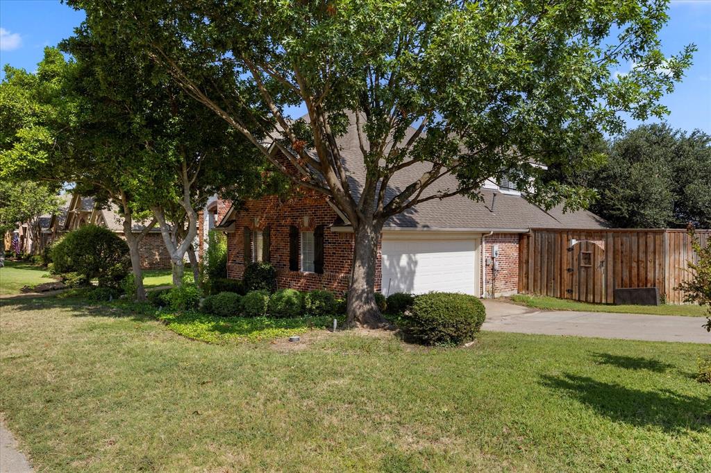 1870 Hillcroft Drive